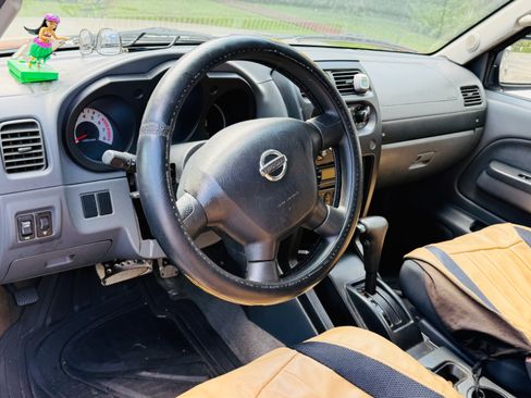 Used 2004 Nissan Frontier XE w/ (PWR) Pwr Pkg image 6