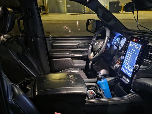 Used 2020 RAM 1500 Limited image 16