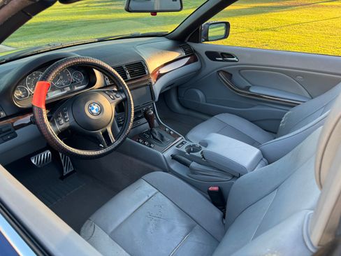 Used 2004 BMW 330Ci Convertible image 24