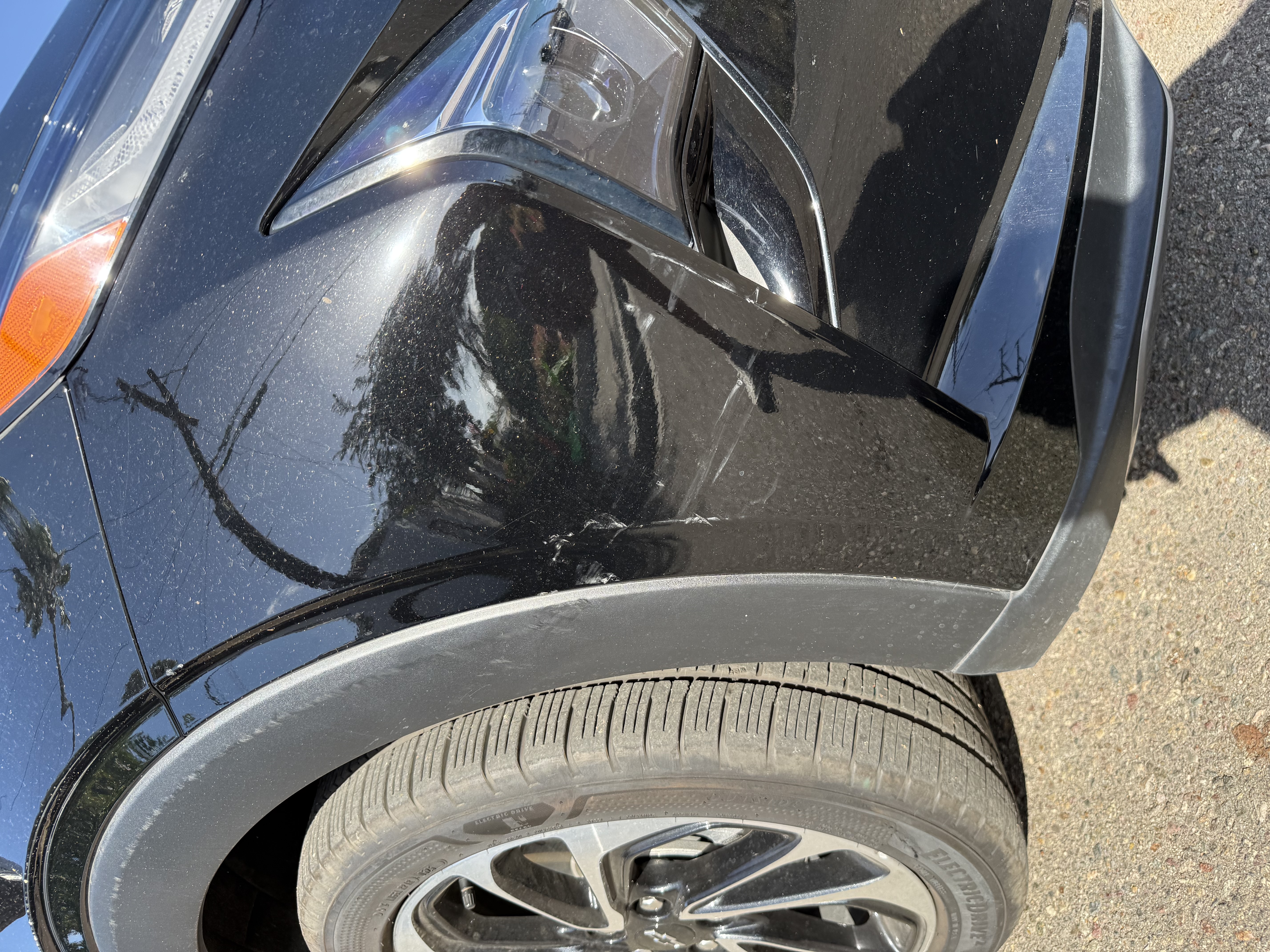 Used 2023 Chevrolet Bolt EUV Premier w/ Sun & Sound Package FWD image 13