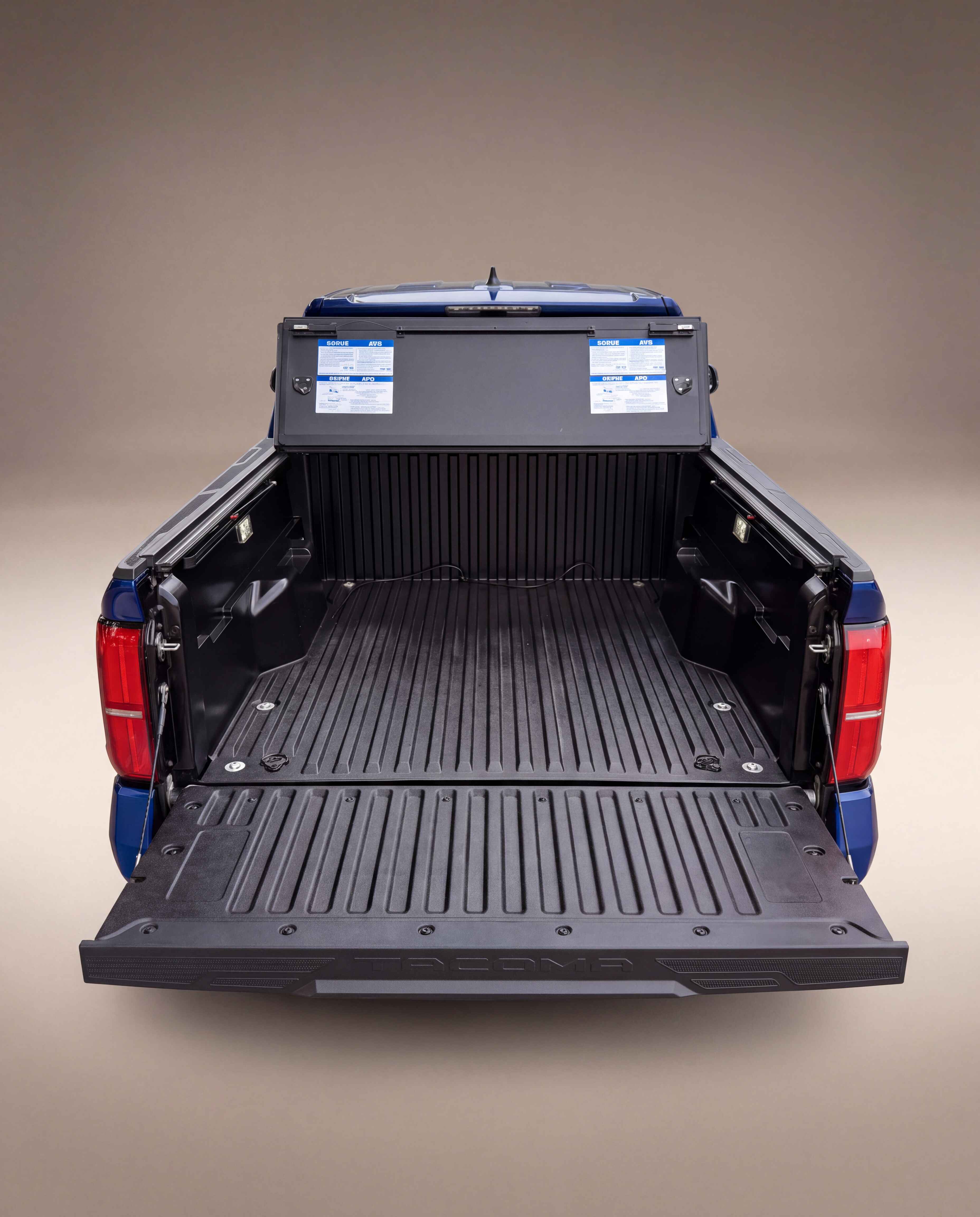 Used 2024 Toyota Tacoma TRD Sport AWD/4WD image 12