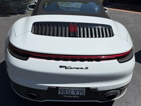 Used 2021 Porsche 911 Carrera S RWD image 9