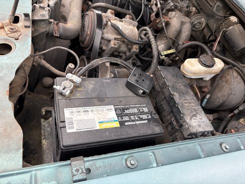 Used 1994 MAZDA B-Series Pickup 2WD Regular Cab B2300 image 14