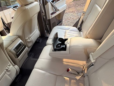 Used 2013 Lexus GX 460 460 Sport Utility 4D image 22