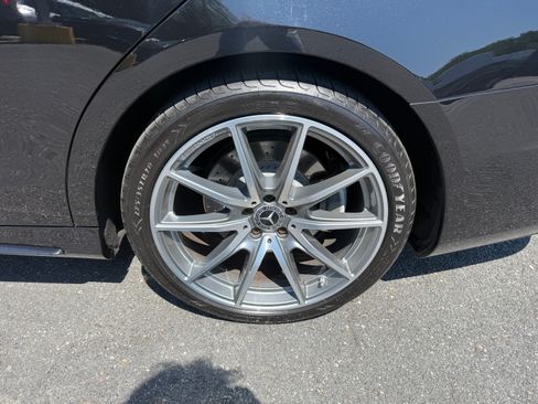 Used 2020 Mercedes-Benz S 560 4MATIC Sedan image 23