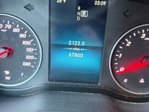 Used 2022 Mercedes-Benz Sprinter 2500 image 6