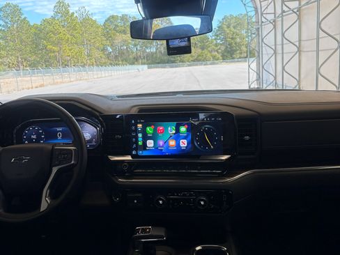 Used 2025 Chevrolet Silverado 1500 RST image 16