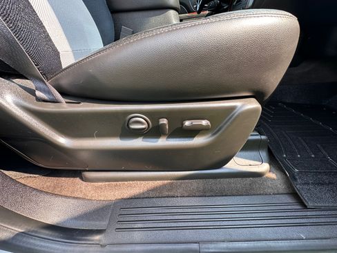 Used 2011 Chevrolet Tahoe LT w/ Luxury Package image 21