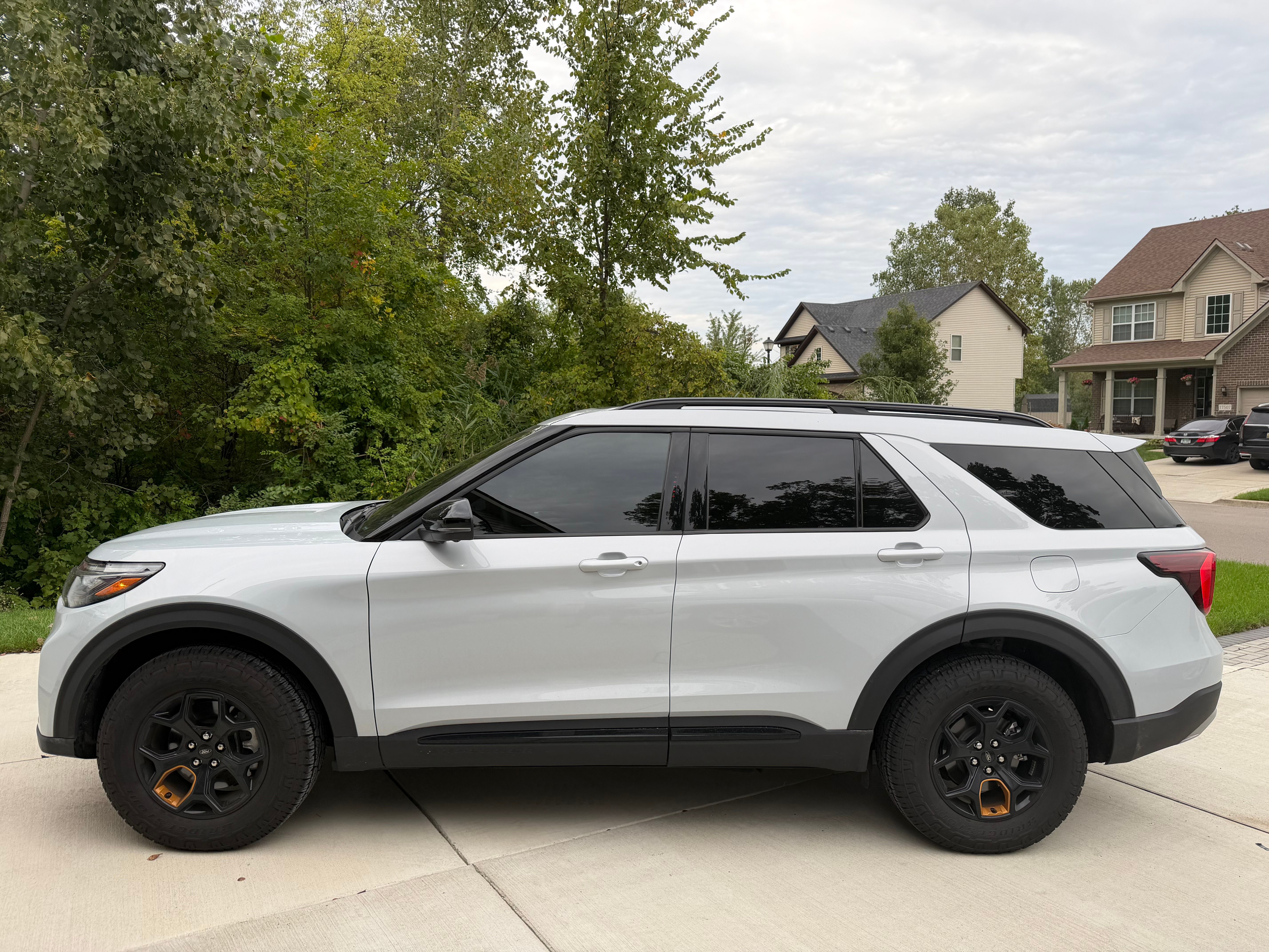 Used 2026 Ford Explorer Tremor w/ Tremor Ultimate Package AWD/4WD image 5