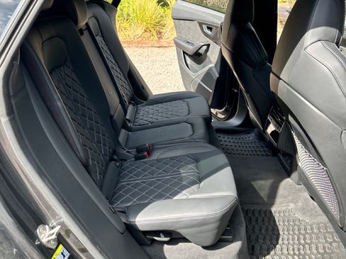 Used 2021 Audi SQ8 Premium Plus AWD/4WD image 11