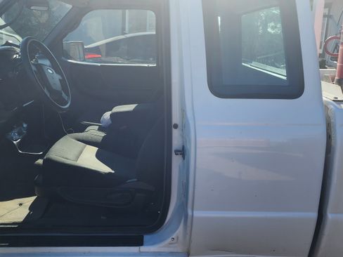 Used 2010 Ford Ranger XLT image 6