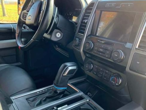 Used 2018 Ford F150 Raptor w/ Equipment Group 801A Mid image 6