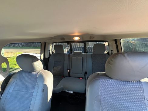 Used 2017 RAM 3500 Big Horn image 9