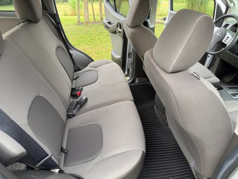 Used 2013 Nissan Xterra S AWD/4WD image 12