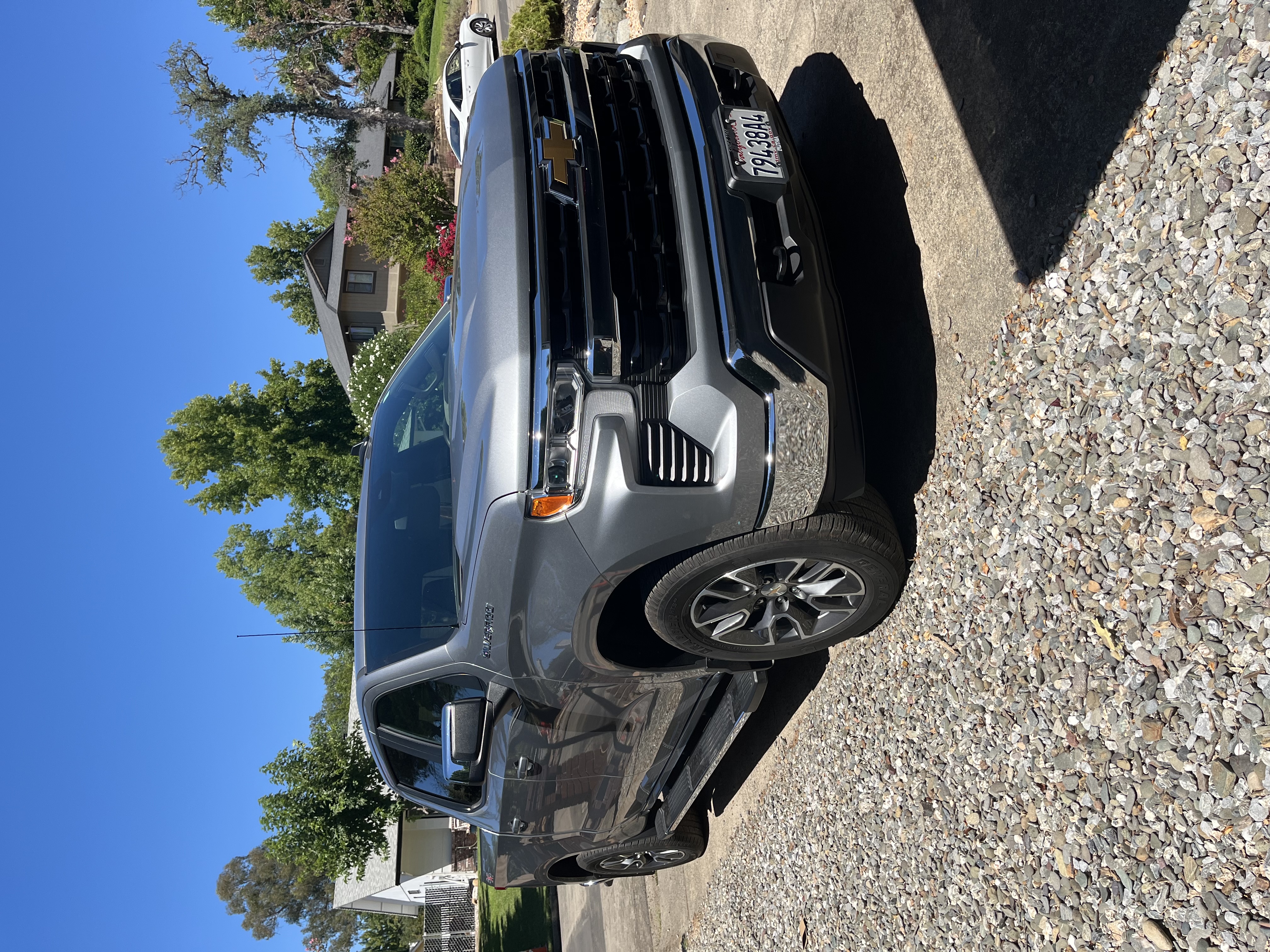 Used 2024 Chevrolet Silverado 1500 LT w/ Leather Package AWD/4WD image 1