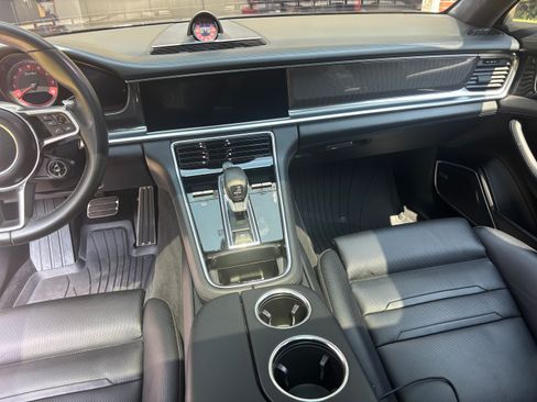Used 2018 Porsche Panamera Turbo image 13