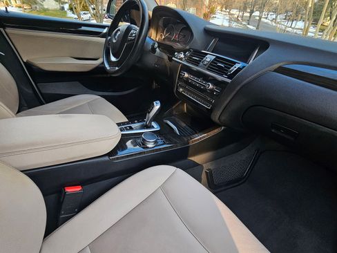 Used 2017 BMW X3 xDrive28i image 19