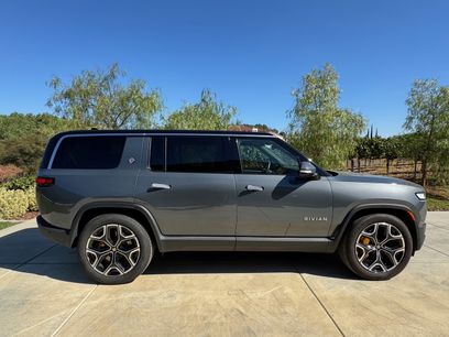 Used 2022 Rivian R1S Launch Edition