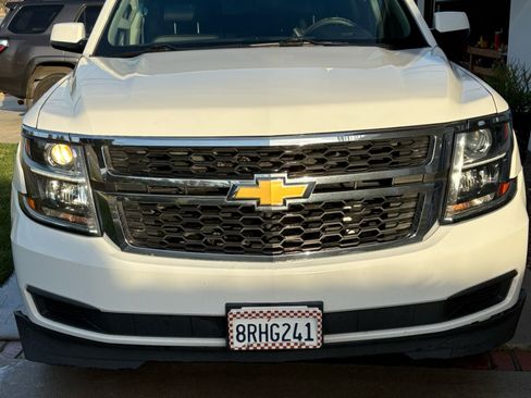 Used 2019 Chevrolet Suburban LT image 6