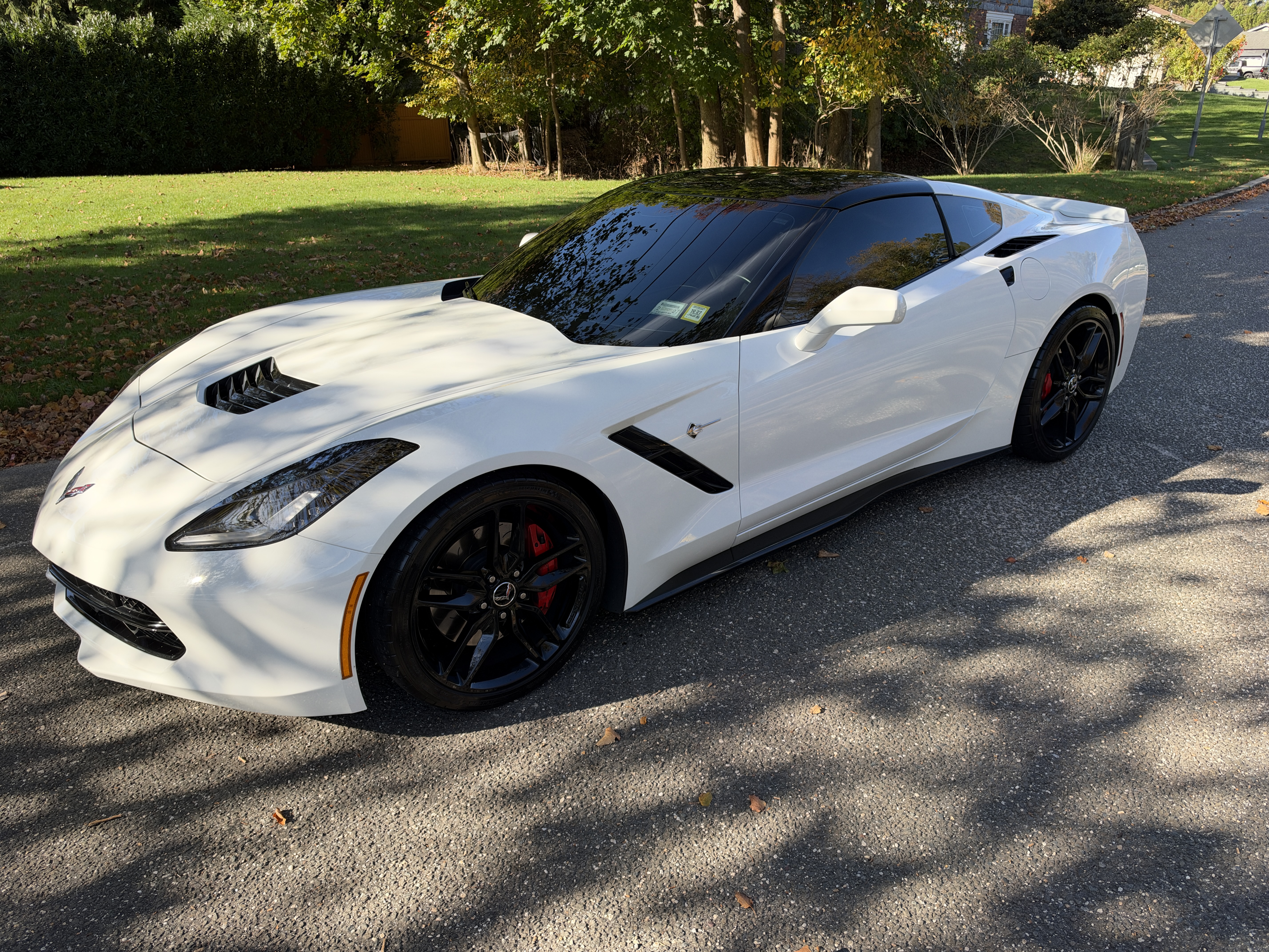 Used 2015 Chevrolet Corvette Stingray Coupe w/ 2LT Preferred Equipment Group RWD image 6