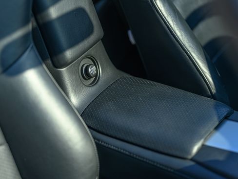 Used 2004 Honda S2000 image 24