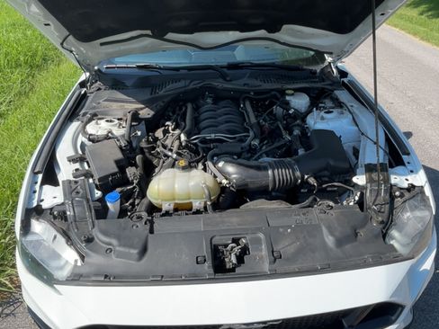 Used 2021 Ford Mustang GT Premium w/ Equipment Group 401A RWD image 19