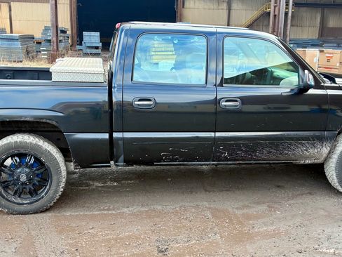Used 2007 Chevrolet Silverado 1500 LS w/ Chrome Exterior Package image 5