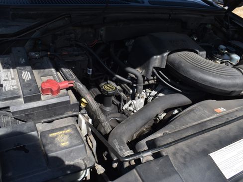 Used 2003 Ford F150 XLT RWD image 23