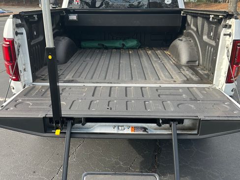 Used 2020 Ford F150 Raptor w/ Equipment Group 802A Luxury image 11