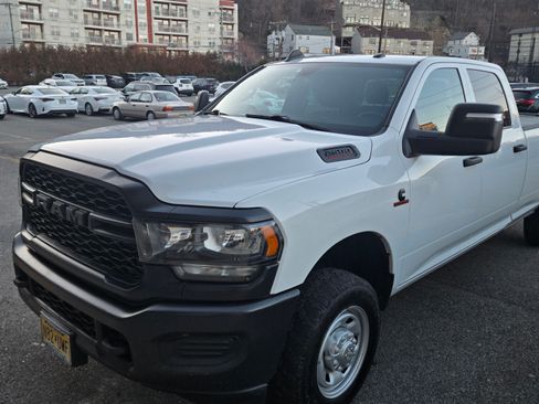 Used 2023 RAM 2500 Tradesman image 16