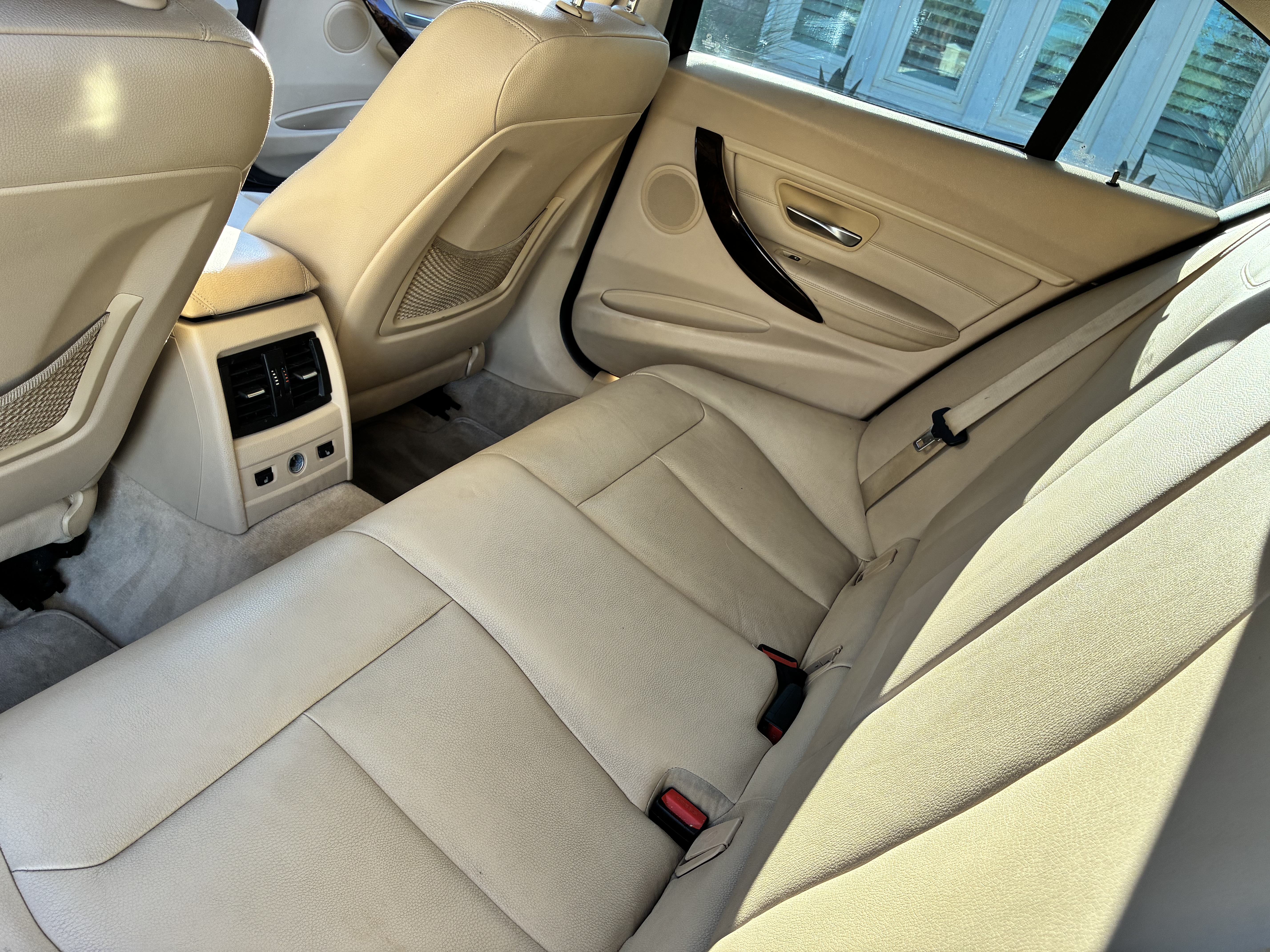 Used 2014 BMW 328d Sedan RWD image 16