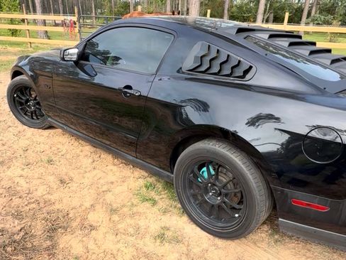 Used 2012 Ford Mustang GT image 6