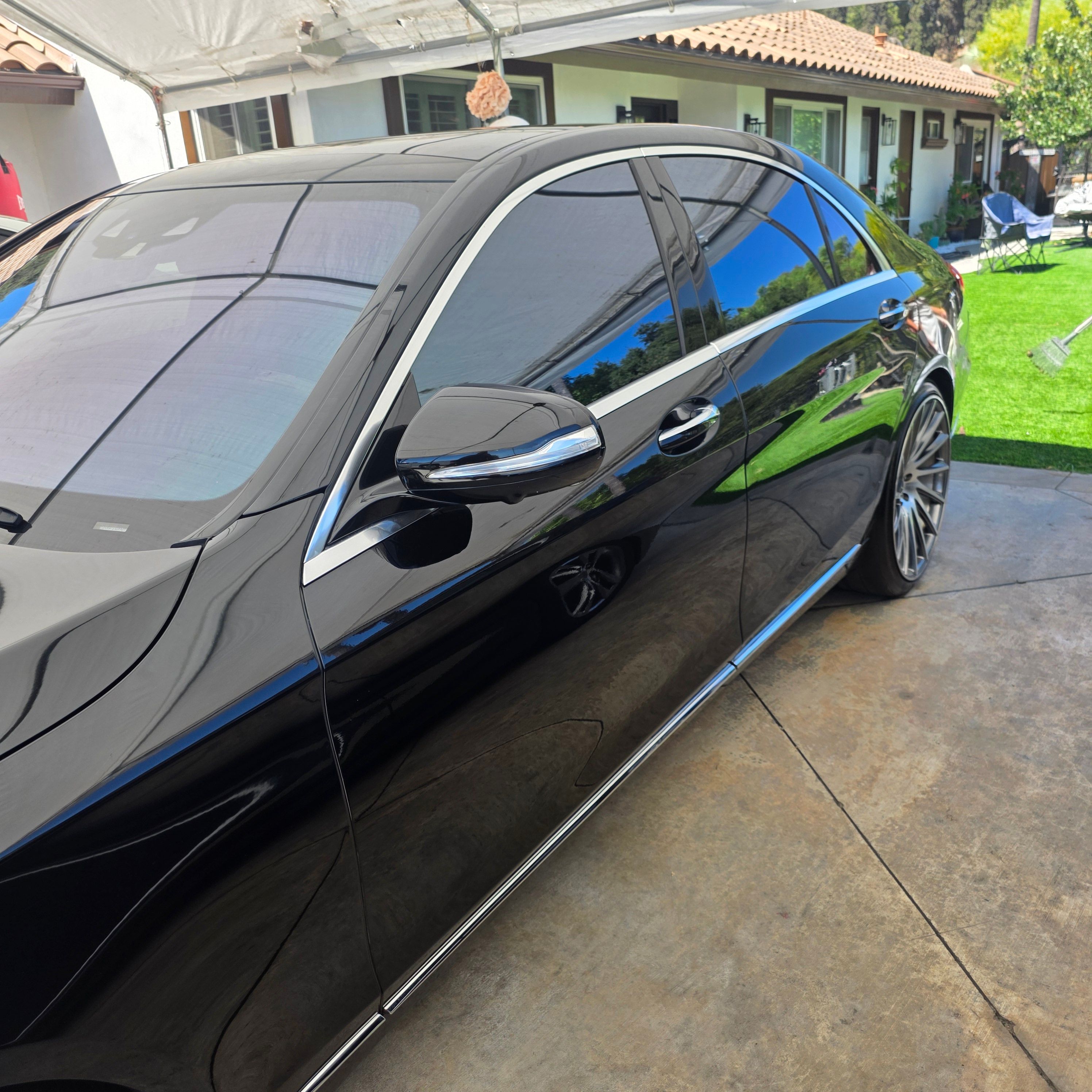 Used 2016 Mercedes-Benz S 550 4MATIC Sedan image 2