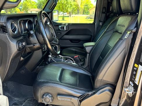 Used 2021 Jeep Wrangler Unlimited Sahara AWD/4WD image 9