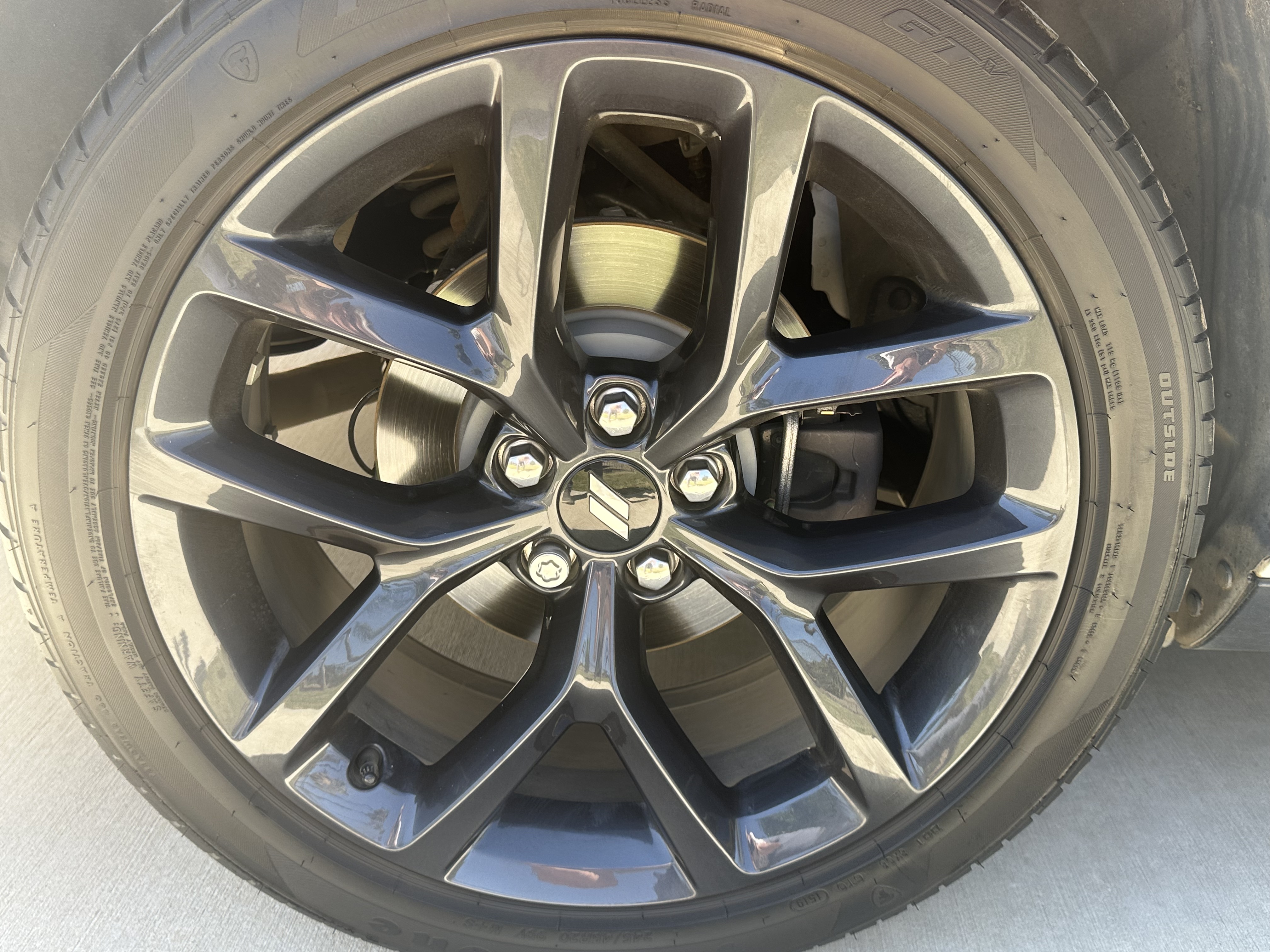 Used 2019 Dodge Challenger SXT w/ Plus Package RWD image 25