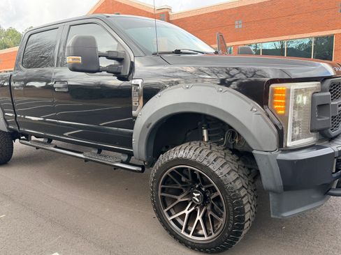 Used 2018 Ford F250 XLT image 4