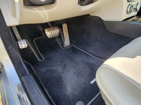 Used 2012 Mercedes-Benz C 250 Sedan image 10