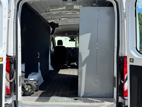 Used 2022 Ford Transit 250 Medium Roof AWD image 16