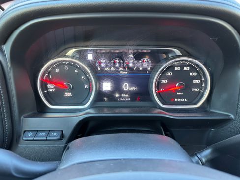 Used 2019 Chevrolet Silverado 1500 High Country w/ Technology Package image 13