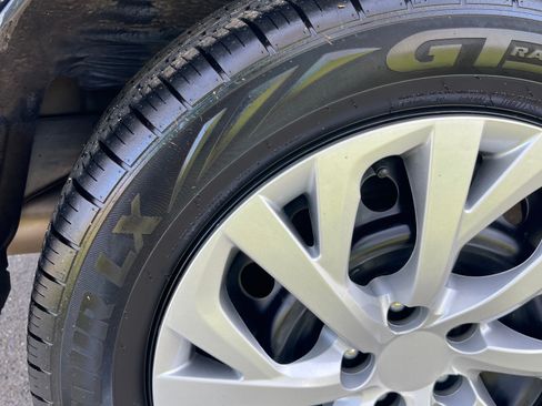 Used 2017 Toyota Corolla LE image 11