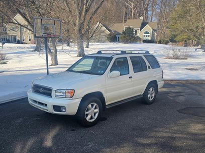 Used 1999 Nissan Pathfinder LE