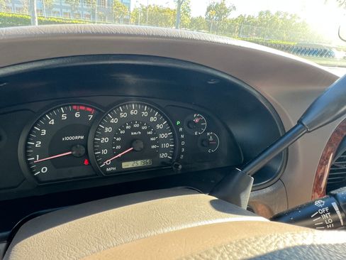 Used 2006 Toyota Tundra Limited image 6