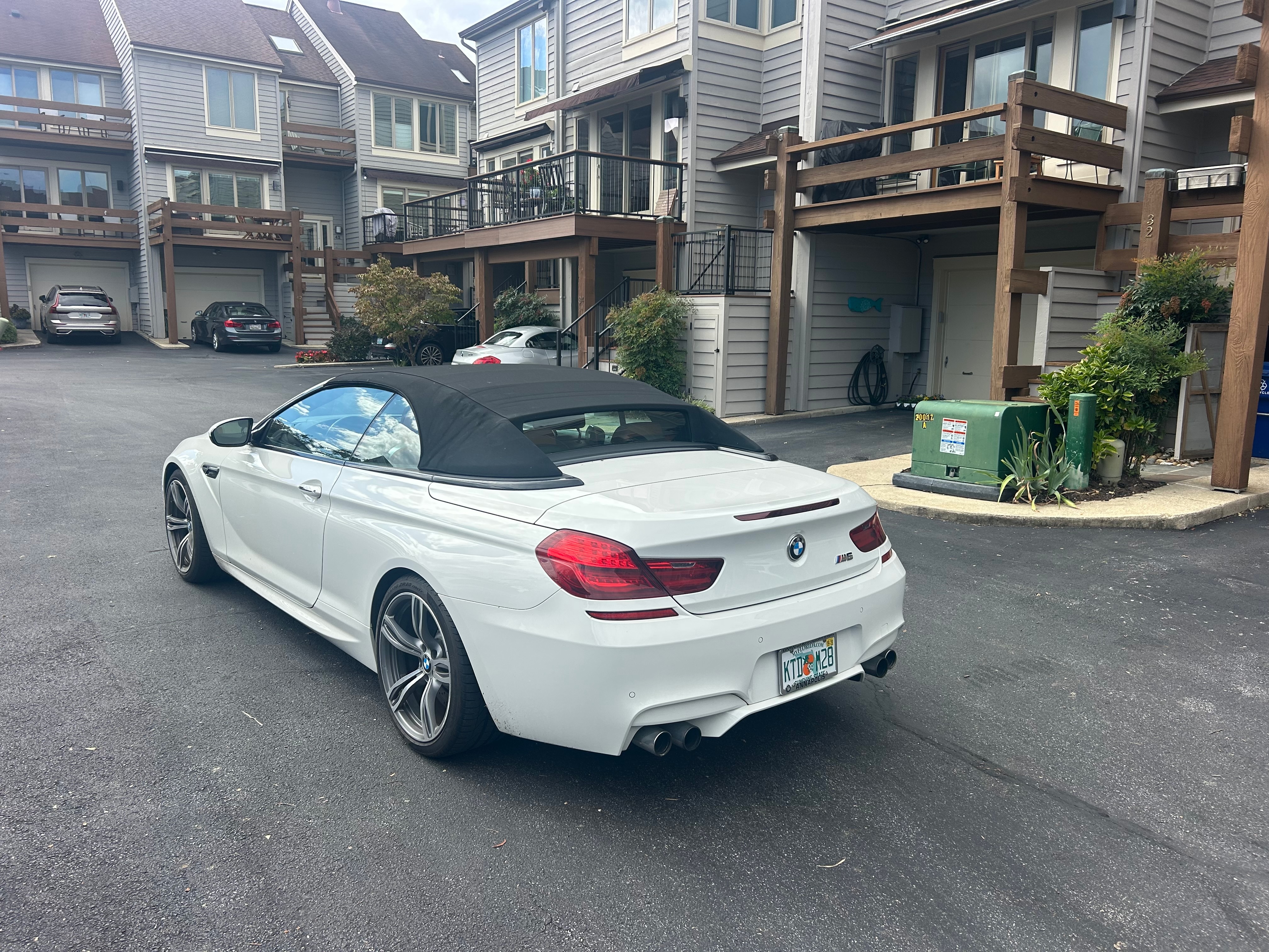 Used 2016 BMW M6 Convertible RWD image 4