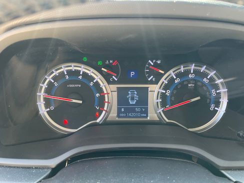 Used 2017 Toyota 4Runner Limited image 17