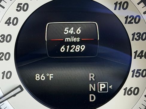 Used 2015 Mercedes-Benz E 550 Cabriolet image 13