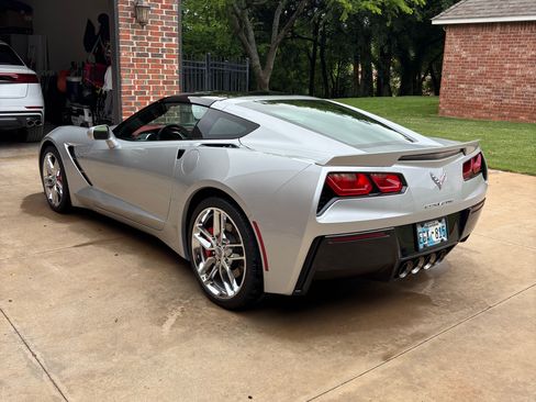 Used 2015 Chevrolet Corvette Stingray Z51 Coupe 2D w/ 3LT Preferred Equipment Group image 4