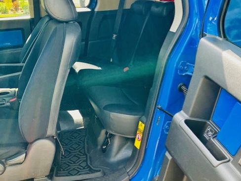 Used 2007 Toyota FJ Cruiser 4WD image 15