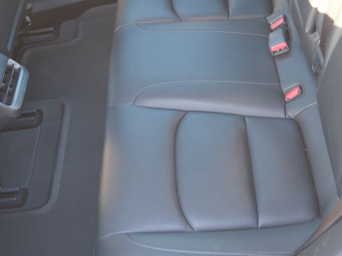 Used 2021 Tesla Model 3 Standard Range Plus RWD image 15
