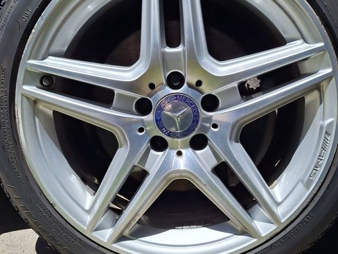 Used 2013 Mercedes-Benz E 350 4MATIC Sedan image 15