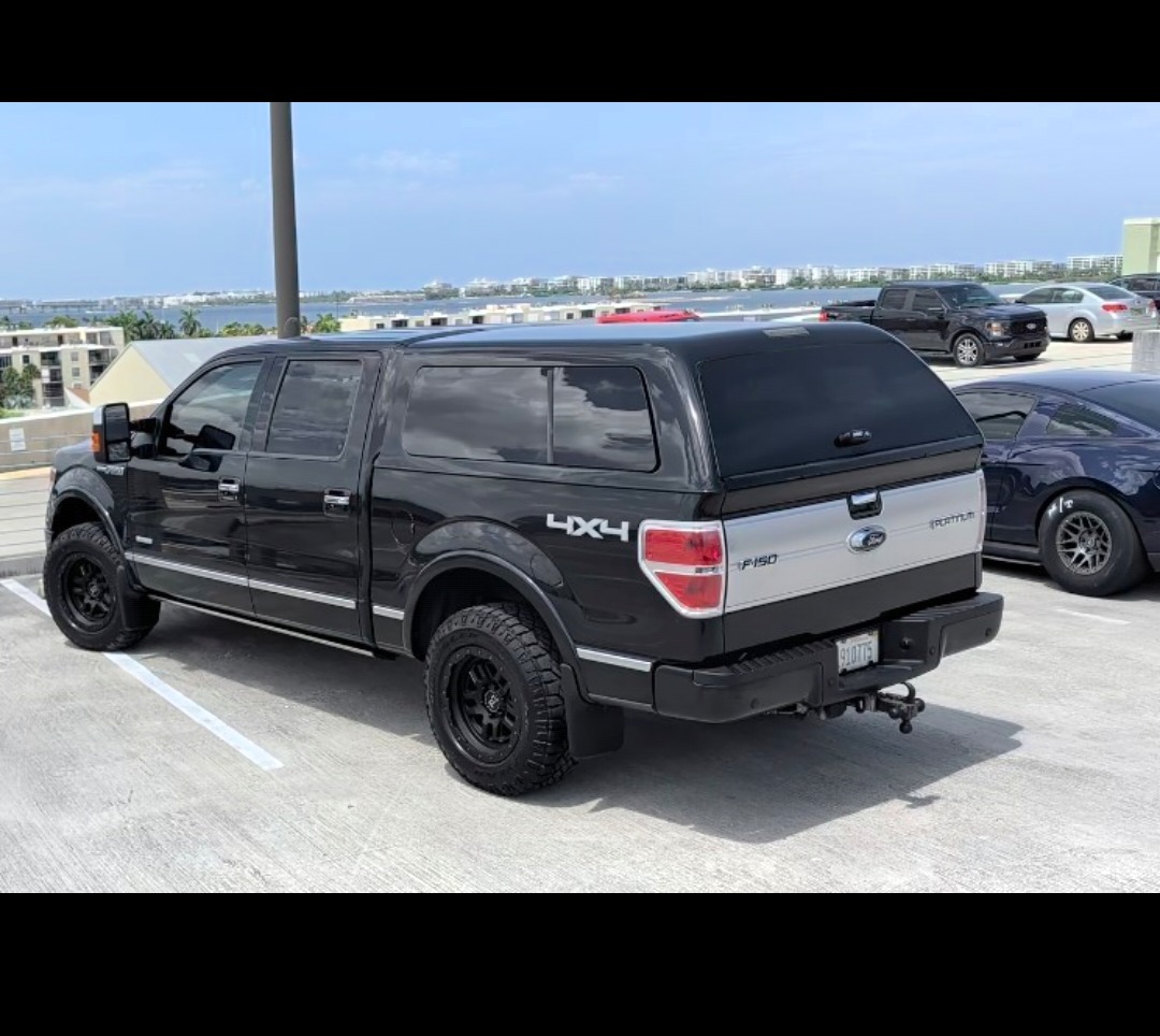 Used 2013 Ford F150 Platinum AWD/4WD image 2